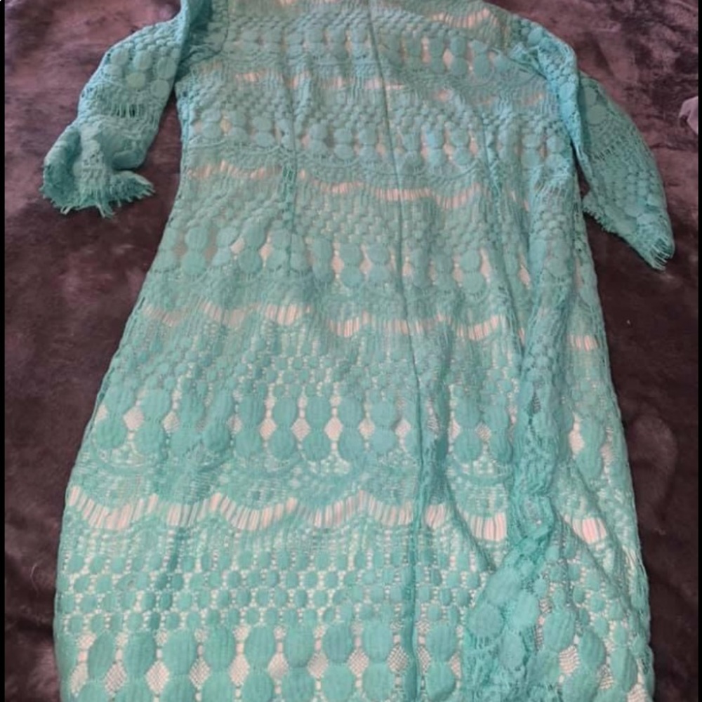 Dress - Picture 2 of 3
